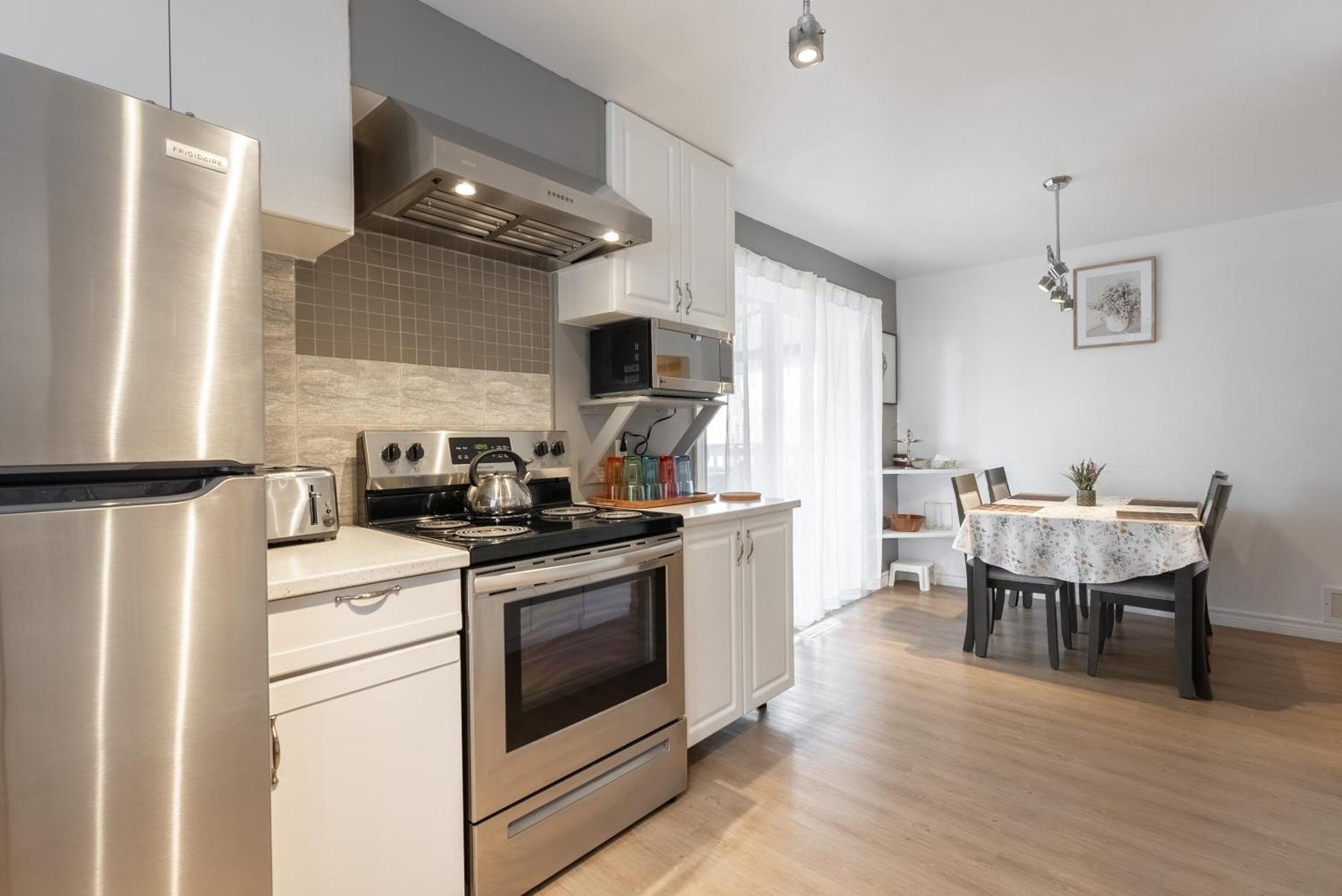 Comfortable Spacious House With Parking Броссар Екстер'єр фото