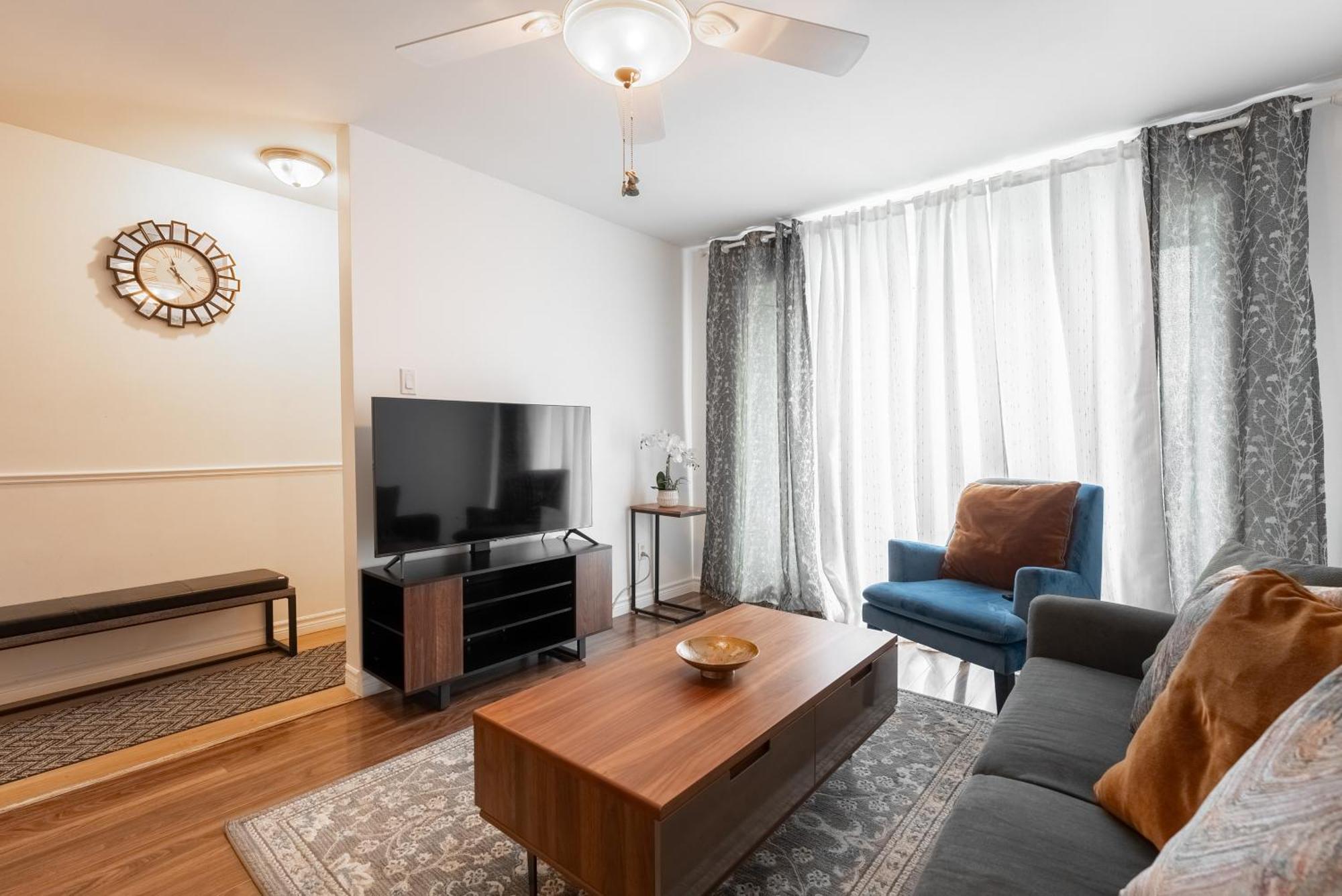 Comfortable Spacious House With Parking Броссар Екстер'єр фото